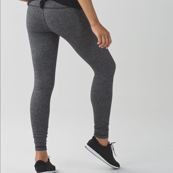 Lululemon Wunder Under High Rise Tight in Houndstooth - Picture 6 of 9